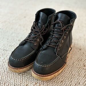 Red Wing Heritage 6” Classic Moc Boots - Women’s 9